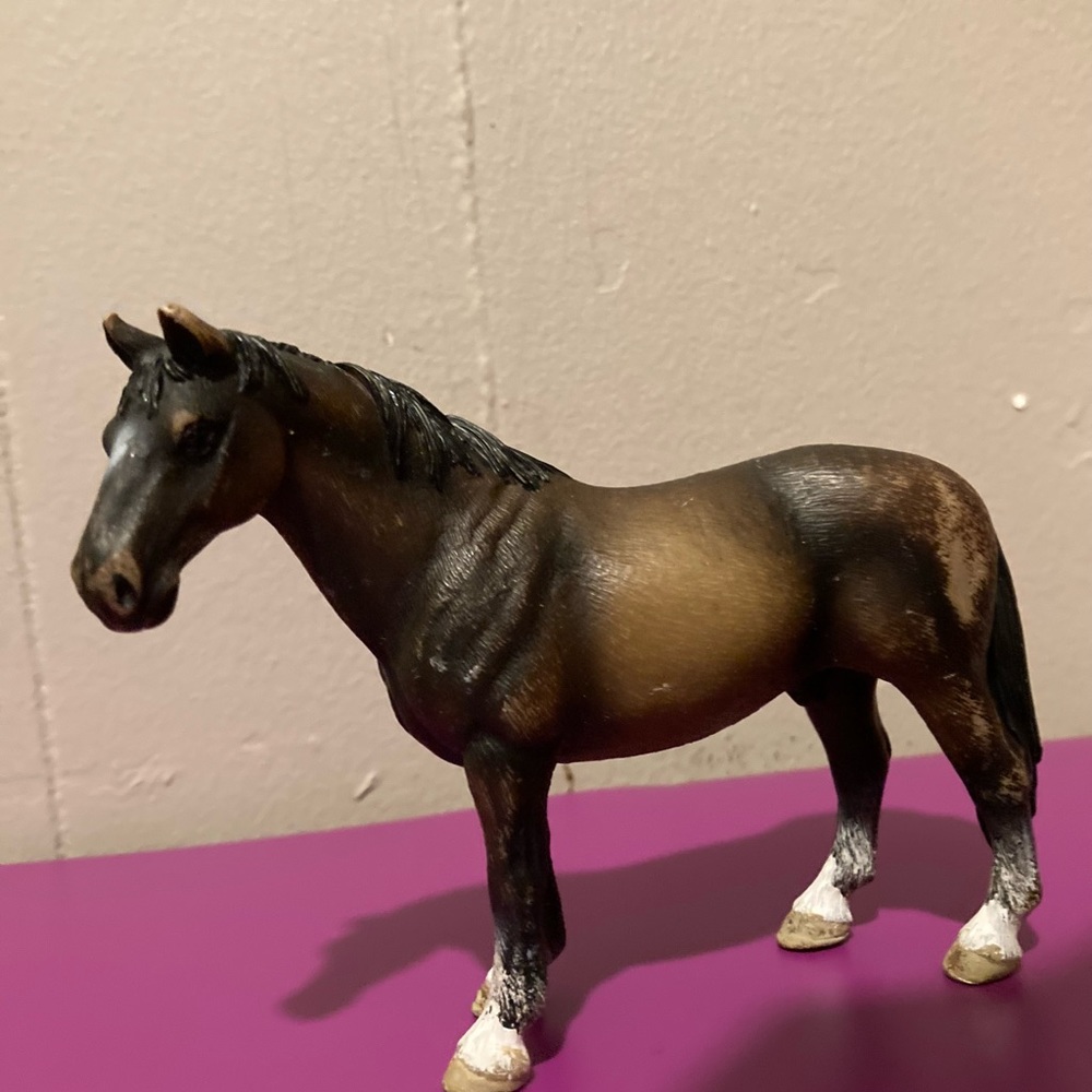 dark brown schleich